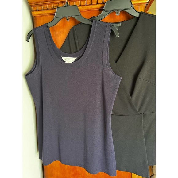Exclusively Misook Sleeveless Navy Blue Womens Tank/Cami/Top Size Medium - Picture 6 of 11